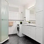 Apartamento Adorable 1-bedroom With A Fantastic View - Free Parking *