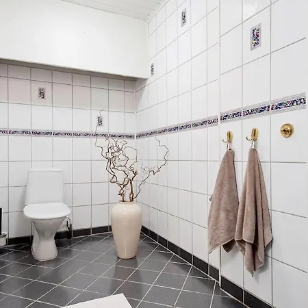 Adorable 1-bedroom With A Fantastic View - Free Parking *